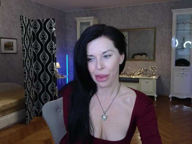 LinaaJoy's BongaCams show and profile