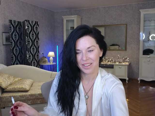 LinaaJoy's BongaCams show and profile