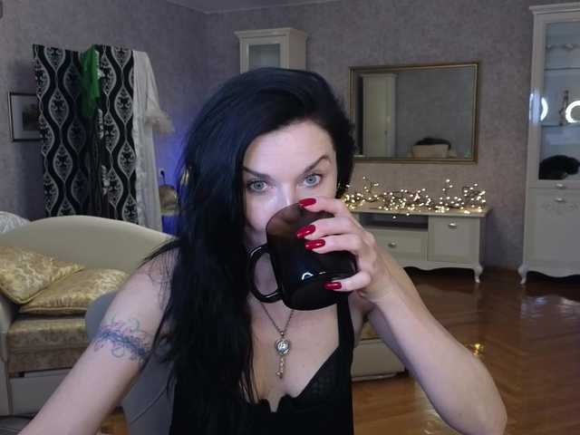LinaaJoy's BongaCams show and profile