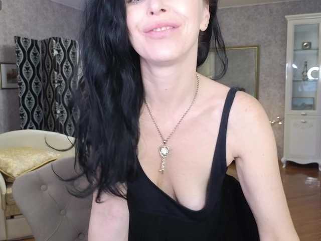 LinaaJoy's BongaCams show and profile