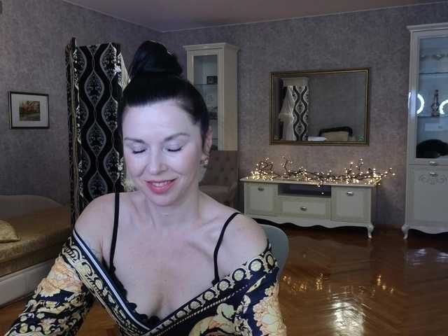 LinaaJoy's BongaCams show and profile