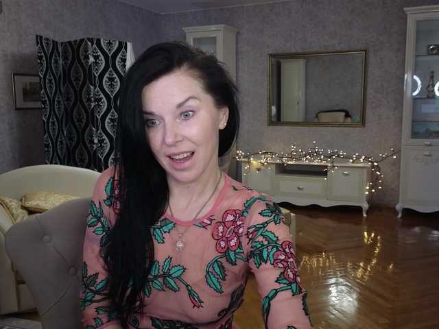 LinaaJoy live cam profile