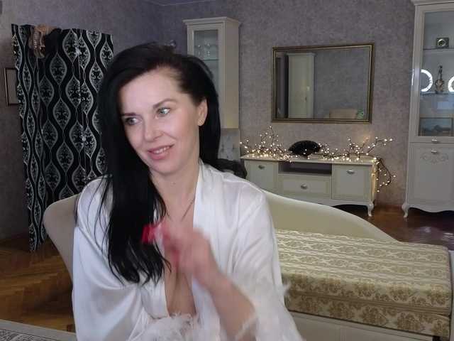 LinaaJoy's BongaCams show and profile