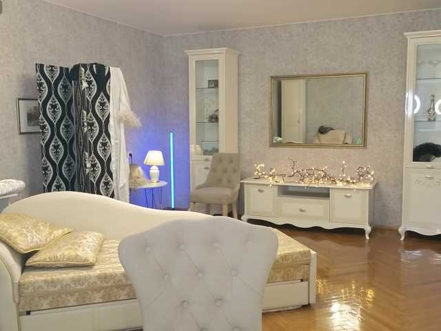 LinaaJoy's BongaCams show and profile