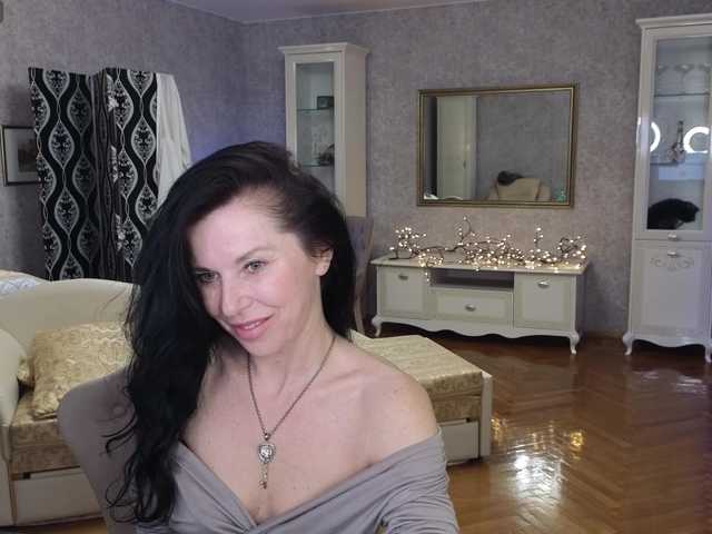 LinaaJoy's BongaCams show and profile