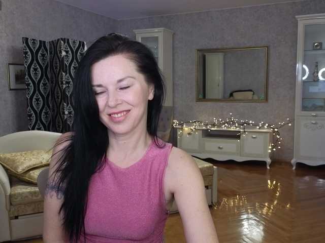 LinaaJoy's BongaCams show and profile