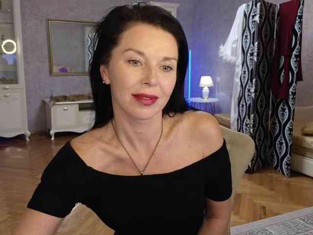 LinaaJoy webcam