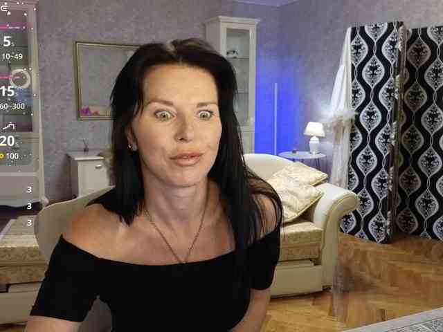 LinaaJoy webcam