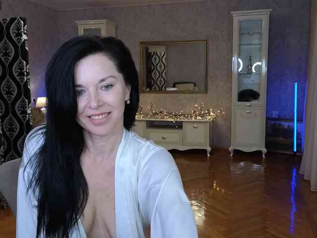 LinaaJoy webcam
