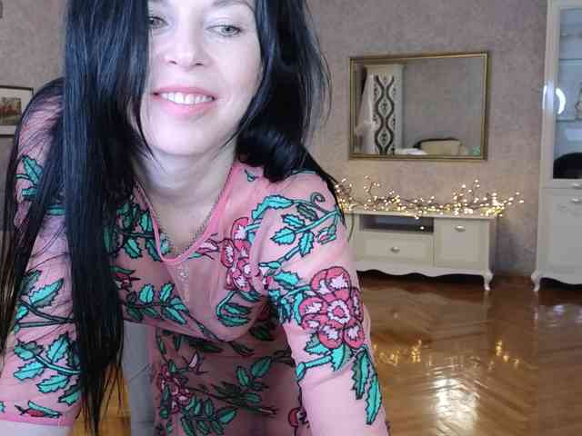 LinaaJoy Live Webcam on BongaCams