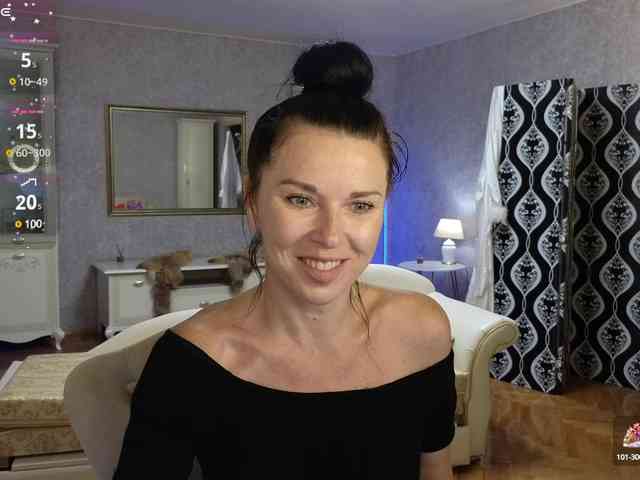 LinaaJoy webcam