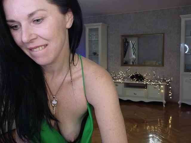 LinaaJoy webcam