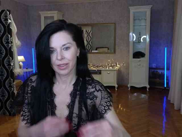 LinaaJoy Live Webcam on BongaCams