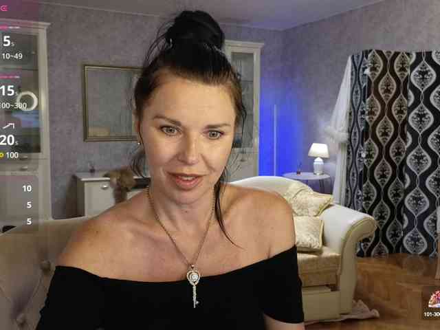 LinaaJoy webcam