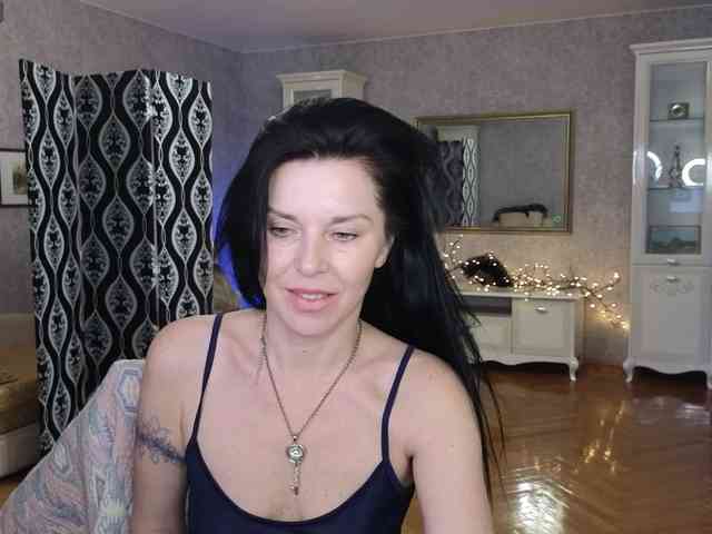 LinaaJoy webcam