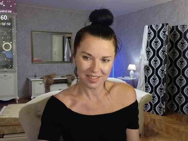 LinaaJoy webcam