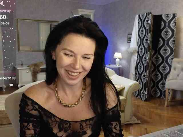 LinaaJoy webcam