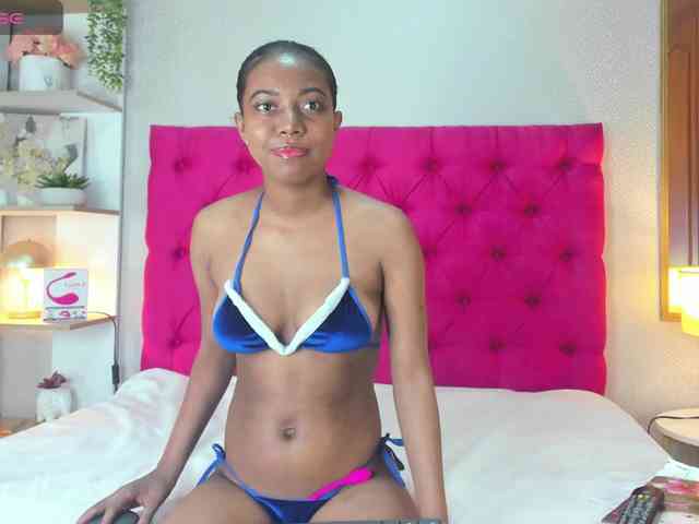 Elenadiazz webcam