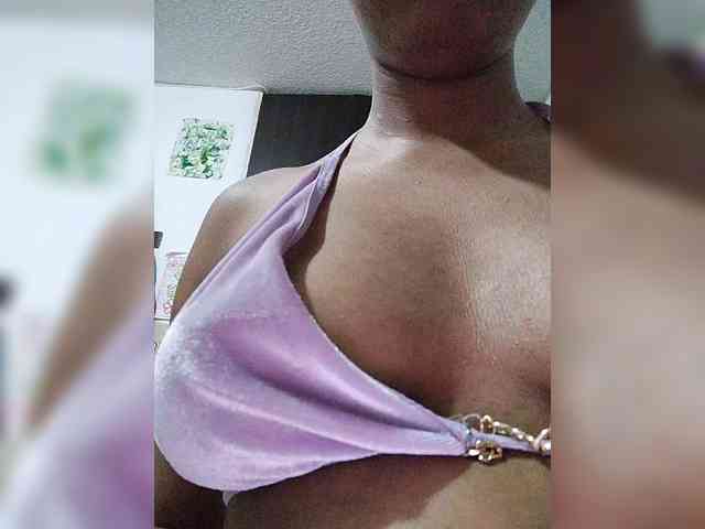 Elenadiazz webcam