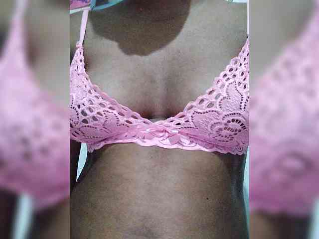 Elenadiazz webcam
