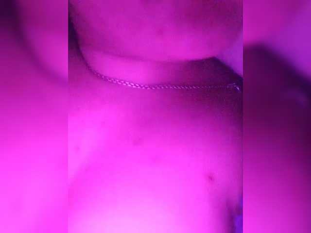 Mari-kis45's BongaCams show and profile