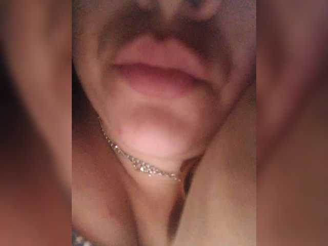 Mari-kis45's BongaCams show and profile