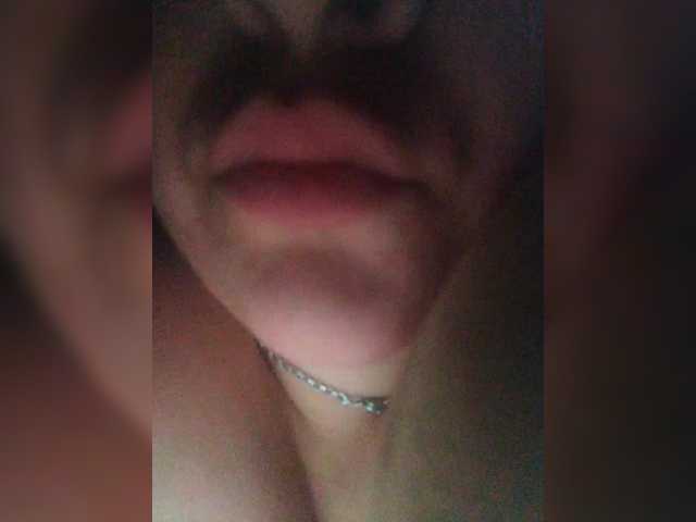 Mari-kis45's BongaCams show and profile