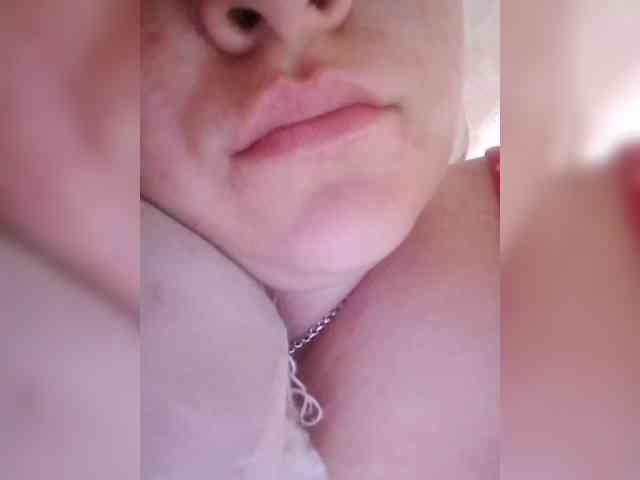 Mari-kis45 webcam