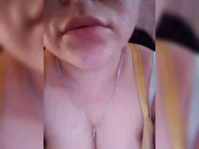 Mari-kis45 webcam