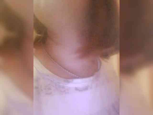 Mari-kis45 webcam