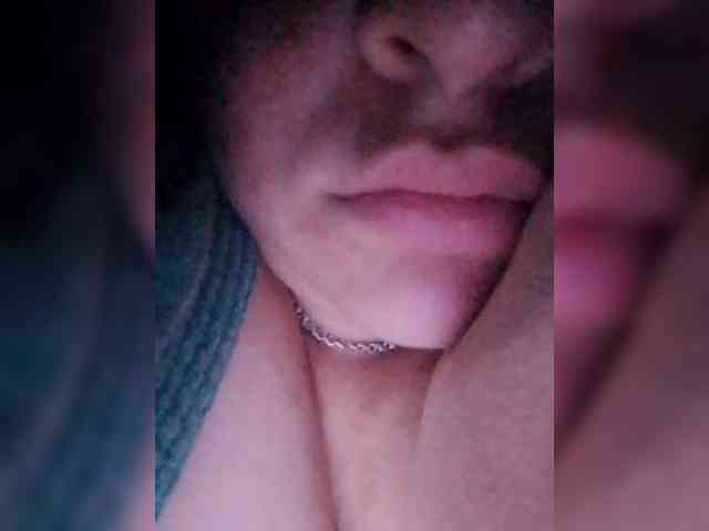 Mari-kis45 webcam