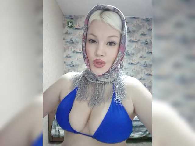 Mediumsomnambula's BongaCams show and profile