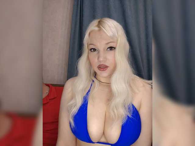 Mediumsomnambula's BongaCams show and profile