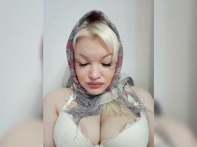 Mediumsomnambula's BongaCams show and profile