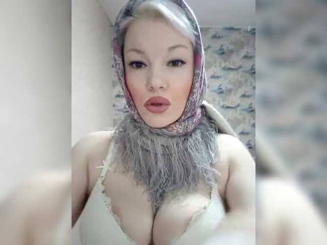 Mediumsomnambula's BongaCams show and profile