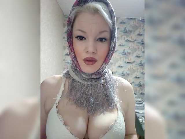 Mediumsomnambula's BongaCams show and profile