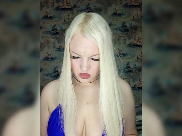 Mediumsomnambula's BongaCams show and profile