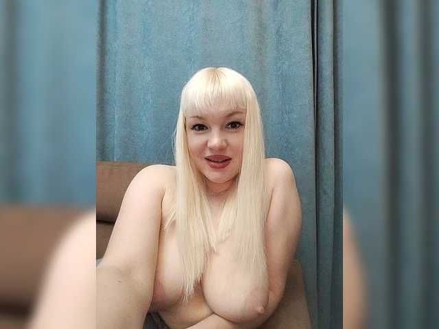 Mediumsomnambula from BongaCams is Freechat