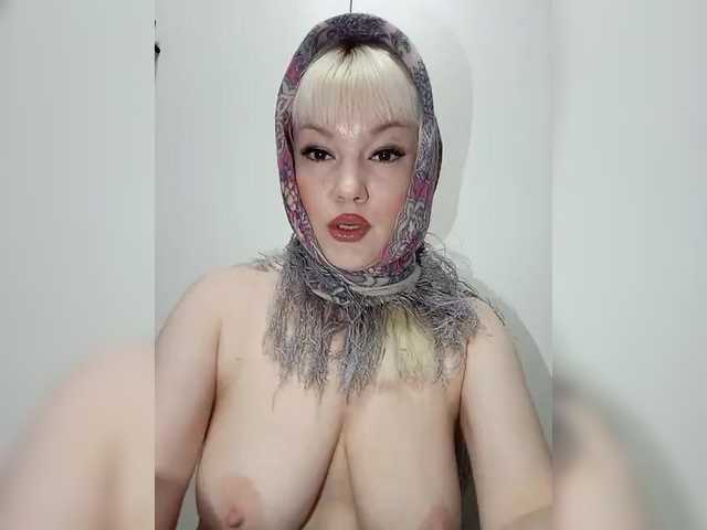 Mediumsomnambula from BongaCams is Freechat