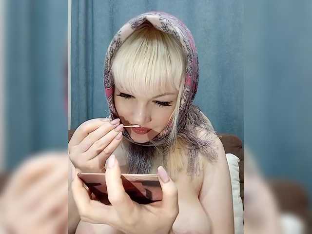 Mediumsomnambula from BongaCams is Freechat