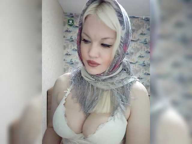 Mediumsomnambula's BongaCams show and profile