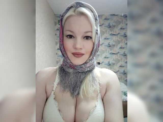 Mediumsomnambula from BongaCams is Freechat