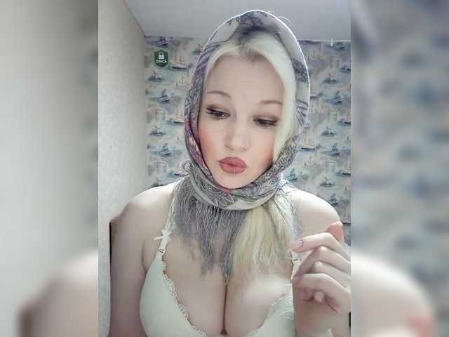 Mediumsomnambula's BongaCams show and profile