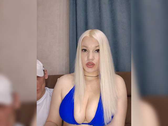 Mediumsomnambula's BongaCams show and profile