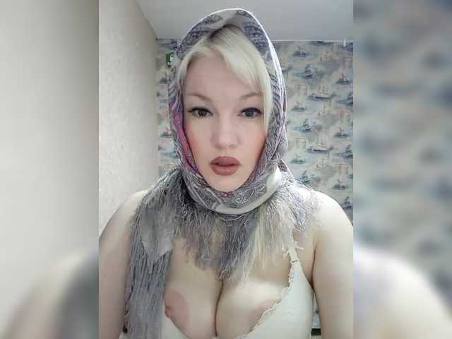 Mediumsomnambula's BongaCams show and profile