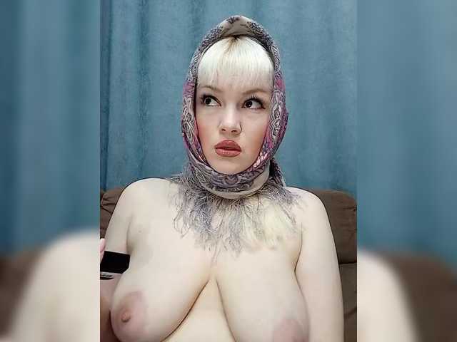 Mediumsomnambula from BongaCams is Freechat