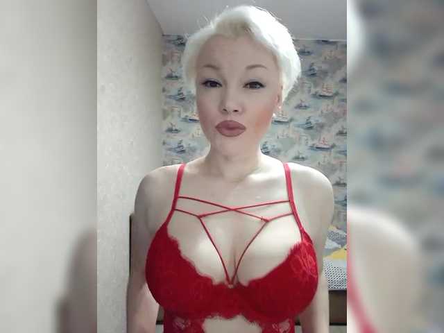 Mediumsomnambula's BongaCams show and profile