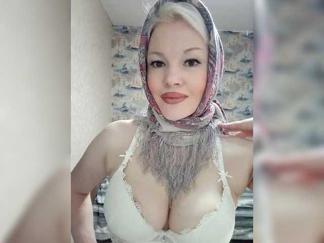 Mediumsomnambula's BongaCams show and profile