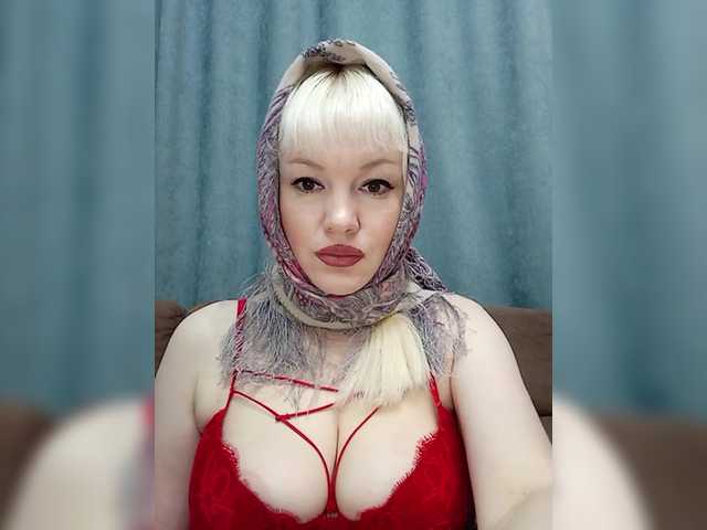 Mediumsomnambula's BongaCams show and profile