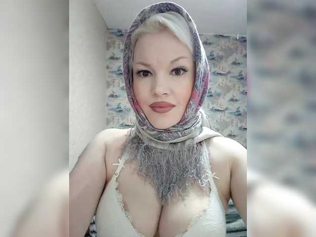 Mediumsomnambula's BongaCams show and profile